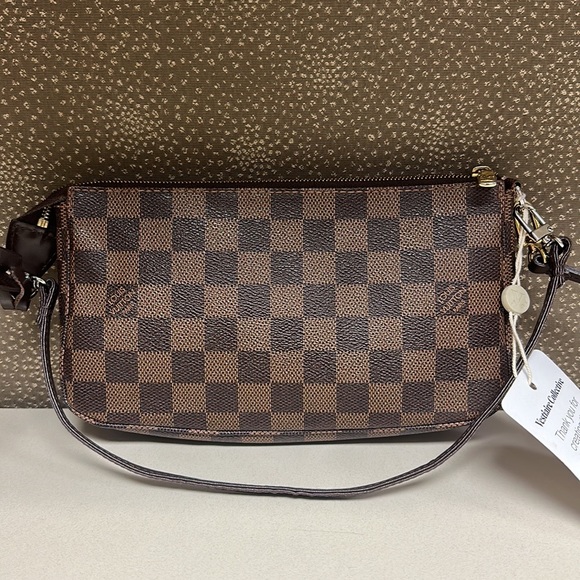 SOLD🔥🔥🔥AUTHENTIC Louis Vuitton Damier Ebene Pochette Crossbody Bag - Picture 4 of 16